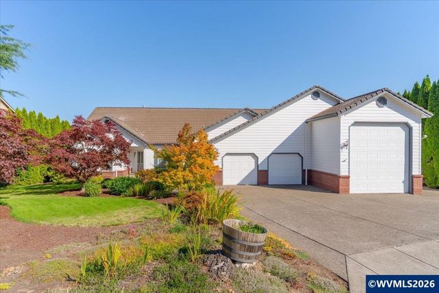 1775 Snowbird Dr NW, Salem, OR 97304