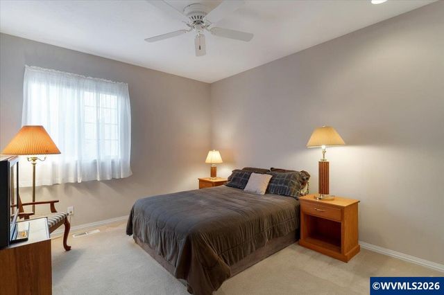 1775 Snowbird Dr NW, Salem, OR 97304