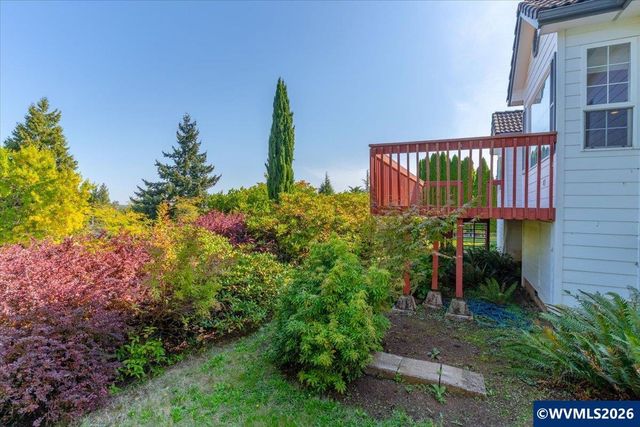 1775 Snowbird Dr NW, Salem, OR 97304