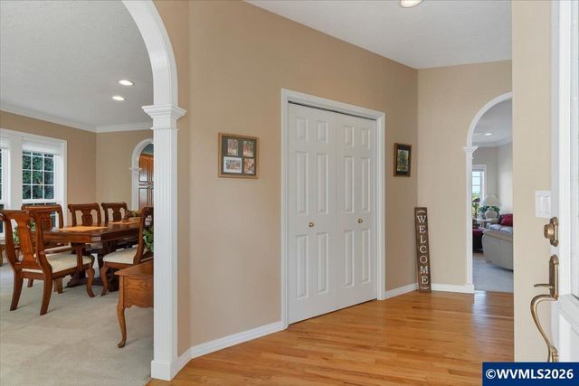1775 Snowbird Dr NW, Salem, OR 97304