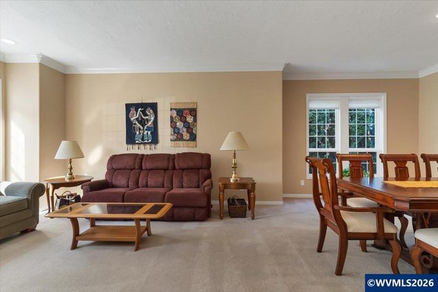 1775 Snowbird Dr NW, Salem, OR 97304