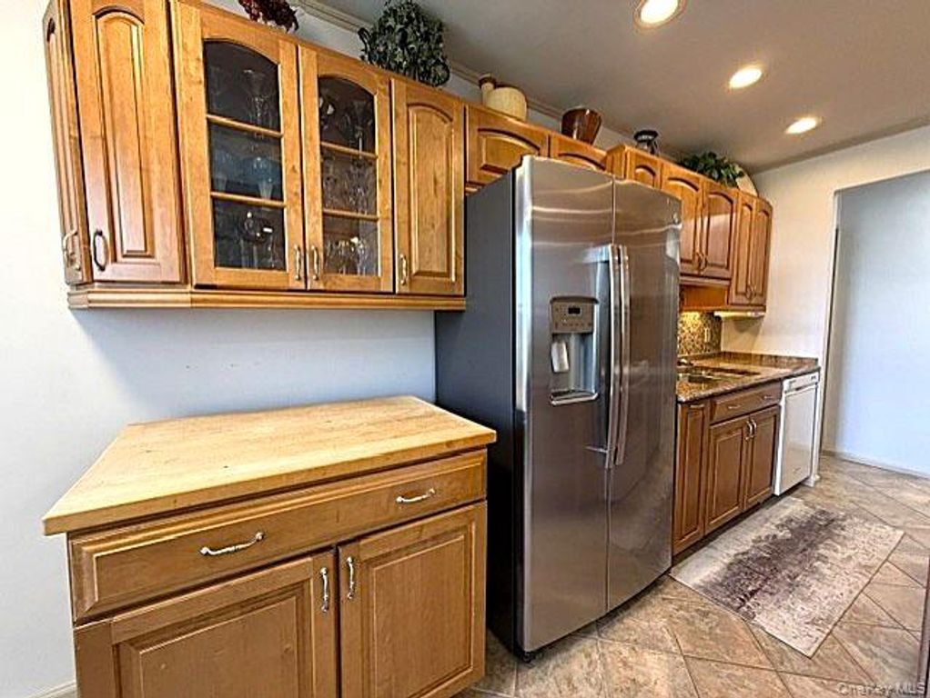 250 N Broadway PHD, Yonkers, NY 10701 — photo 5