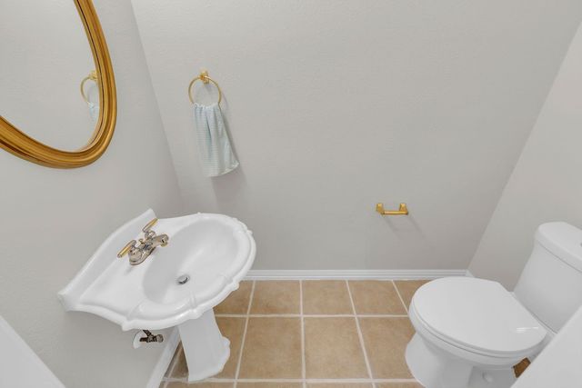 221 Woodlake Drive, Murphy, TX 75094