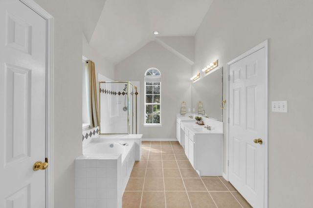 221 Woodlake Drive, Murphy, TX 75094