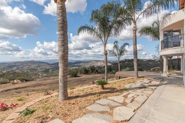 1810 Via Ladera, Fallbrook, CA 92028