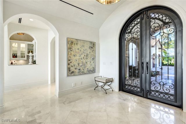 16450 Seneca WAY, Naples, FL 34110
