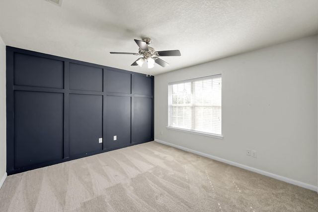 10 Canterborough Place, Tomball, TX 77375