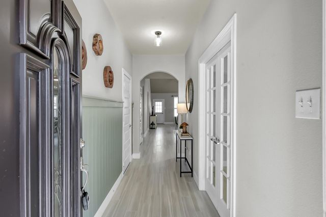 10 Canterborough Place, Tomball, TX 77375