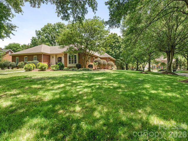 9627 Penshurst Trace, Charlotte, NC 28210