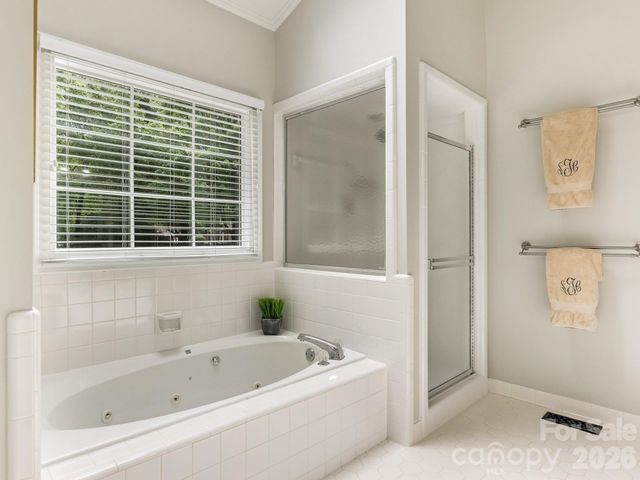 9627 Penshurst Trace, Charlotte, NC 28210