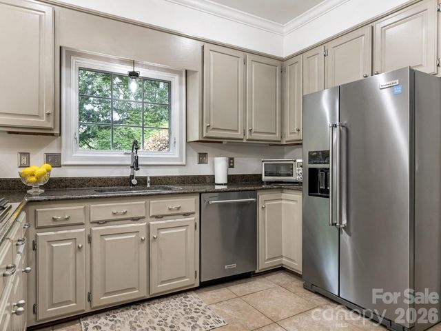 9627 Penshurst Trace, Charlotte, NC 28210