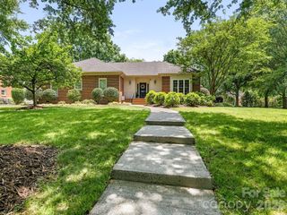9627 Penshurst Trace, Charlotte, NC 28210