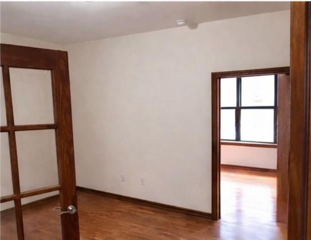 2503 E 19th Street, New York City, NY 11235