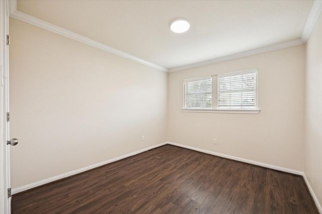 214 W 17th Street 16, Houston, TX 77008