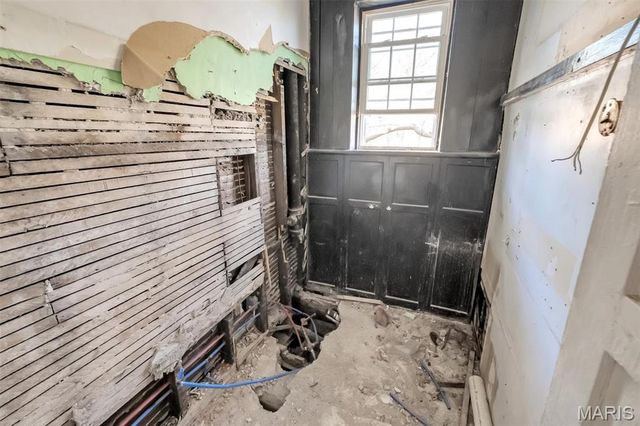 4169 McPherson Avenue, St Louis, MO 63108