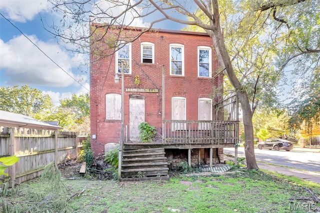 4169 McPherson Avenue, St Louis, MO 63108