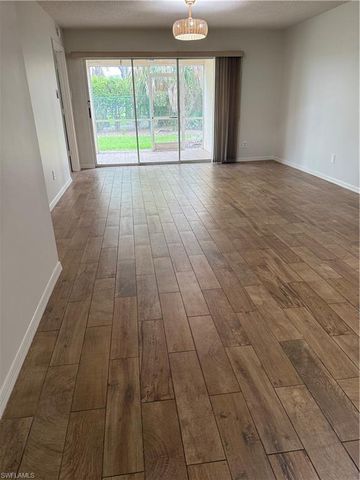 7750 Jewel LN 103, Naples, FL 34109