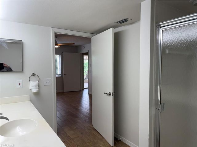 7750 Jewel LN 103, Naples, FL 34109
