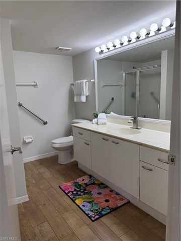 7750 Jewel LN 103, Naples, FL 34109