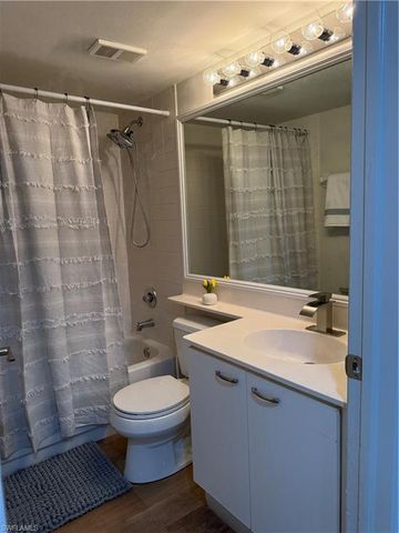 7750 Jewel LN 103, Naples, FL 34109