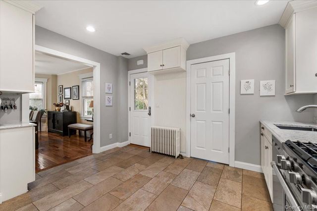 37 Central Street, Huntington, NY 11743