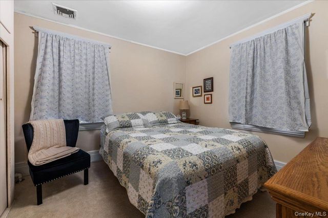 37 Central Street, Huntington, NY 11743