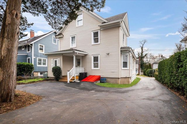 37 Central Street, Huntington, NY 11743