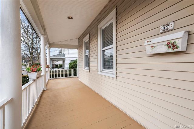 37 Central Street, Huntington, NY 11743