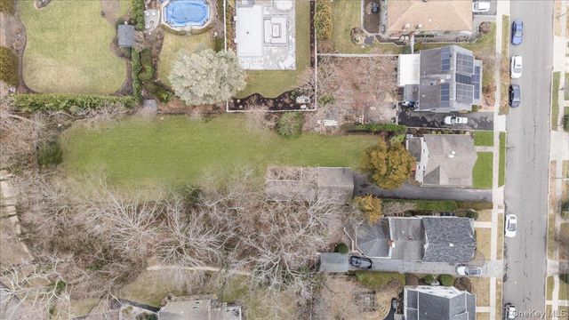 37 Central Street, Huntington, NY 11743