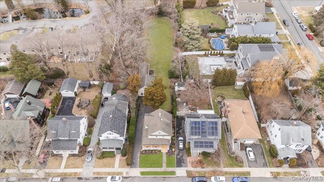 37 Central Street, Huntington, NY 11743