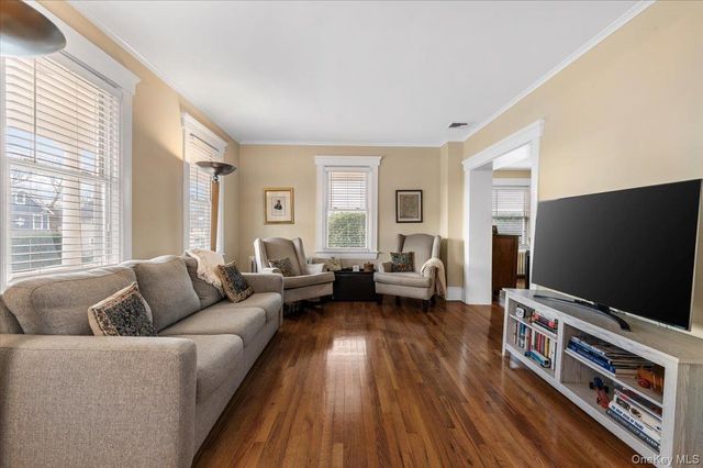 37 Central Street, Huntington, NY 11743