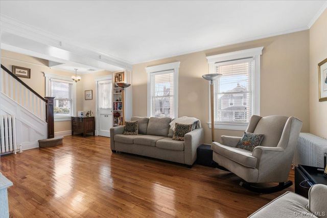 37 Central Street, Huntington, NY 11743