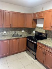 1501 Lauderdale Villa Dr, Fort Lauderdale, FL 33311