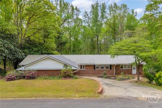 231 Honeysuckle Drive, Commerce, GA 30529