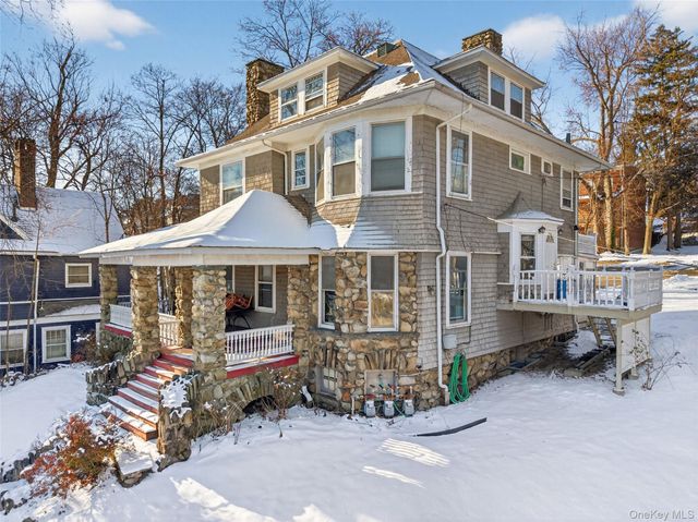54 Leroy Place, Newburgh, NY 12550