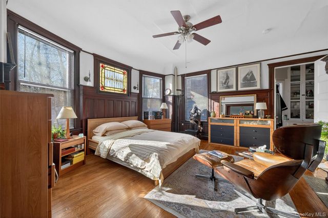 54 Leroy Place, Newburgh, NY 12550