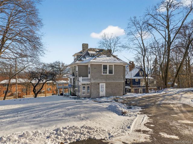 54 Leroy Place, Newburgh, NY 12550
