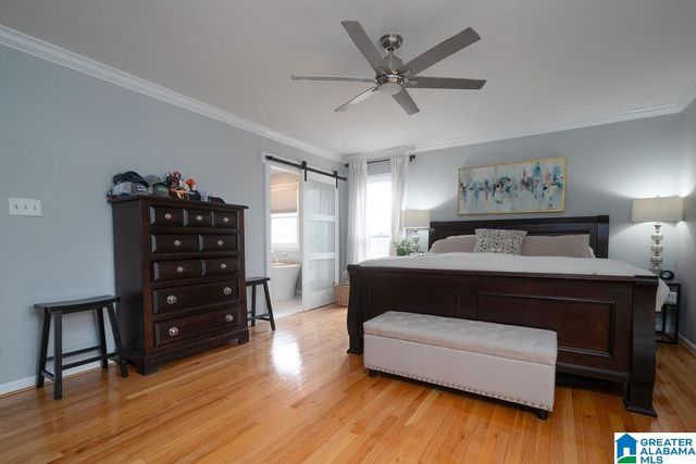 917 MOUNTAIN BRANCH CIRCLE, Vestavia Hills, AL 35226