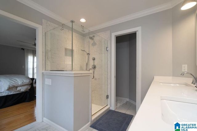 917 MOUNTAIN BRANCH CIRCLE, Vestavia Hills, AL 35226