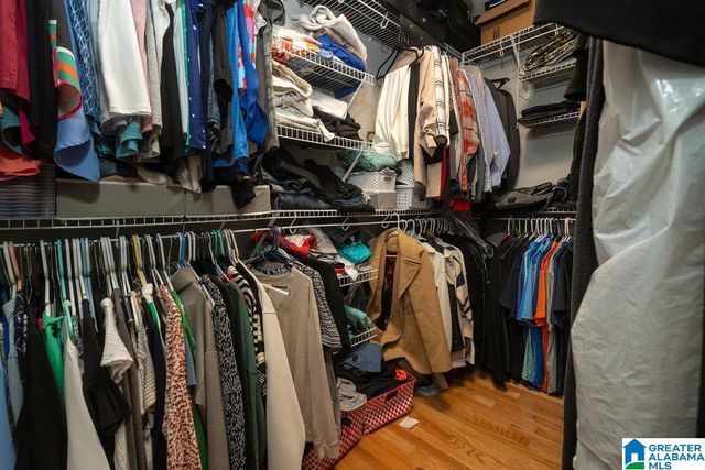 917 MOUNTAIN BRANCH CIRCLE, Vestavia Hills, AL 35226