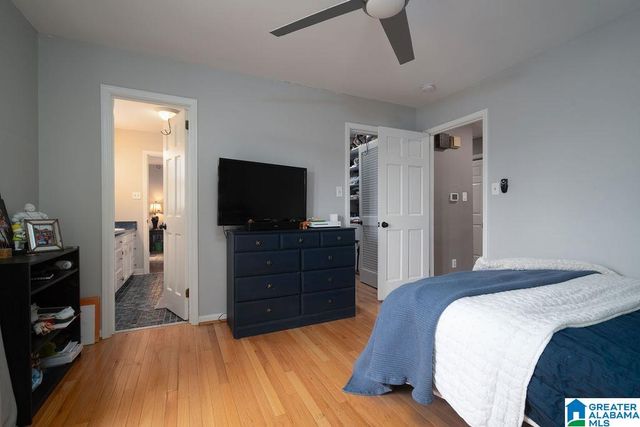 917 MOUNTAIN BRANCH CIRCLE, Vestavia Hills, AL 35226