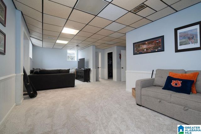 917 MOUNTAIN BRANCH CIRCLE, Vestavia Hills, AL 35226