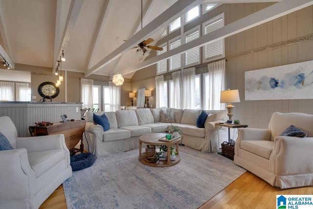 917 MOUNTAIN BRANCH CIRCLE, Vestavia Hills, AL 35226