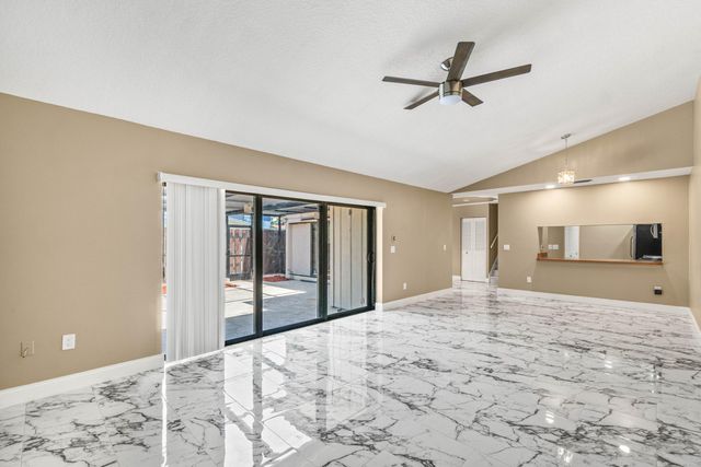 4585 Holly Lake Drive, Lake Worth, FL 33463