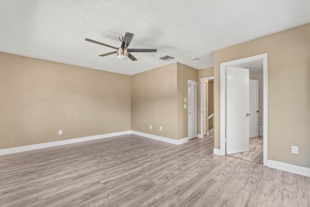 4585 Holly Lake Drive, Lake Worth, FL 33463