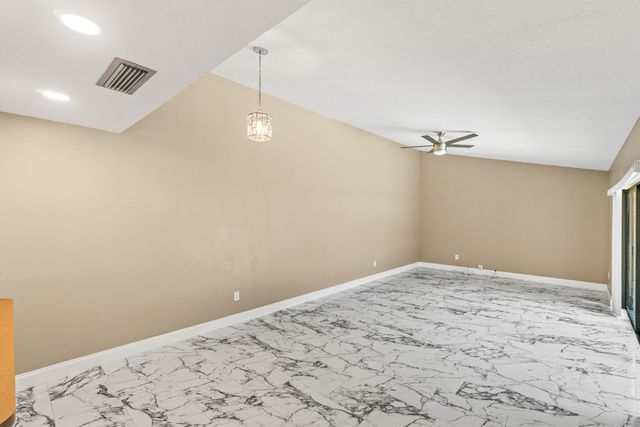 4585 Holly Lake Drive, Lake Worth, FL 33463