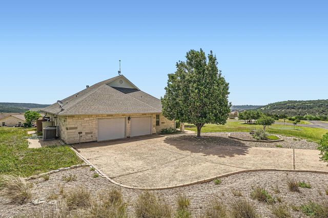 128 Oak Crest DR, Bertram, TX 78605