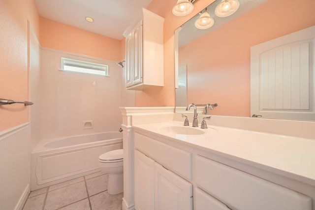 128 Oak Crest DR, Bertram, TX 78605