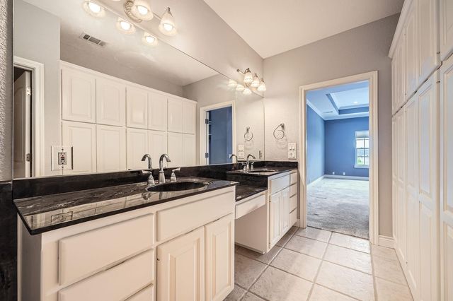 128 Oak Crest DR, Bertram, TX 78605