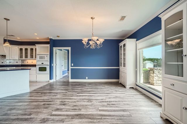 128 Oak Crest DR, Bertram, TX 78605